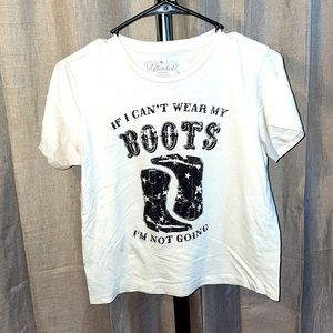 Graphic T shirt size M from boot barn.